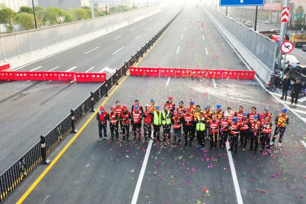 今天，宜萬(wàn)同城快速通道全線(xiàn)通車(chē)了！